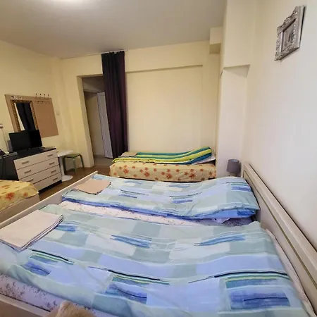 East Gate Guest Pensionat *