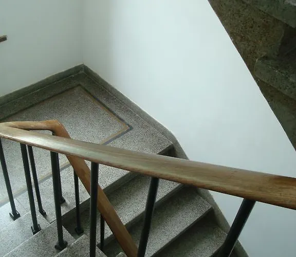 招待所 东门旅舍 *