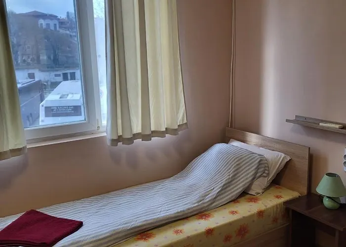 东门旅舍 招待所