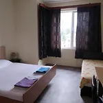 за гости източна порта
