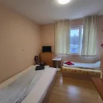 за гости източна порта *