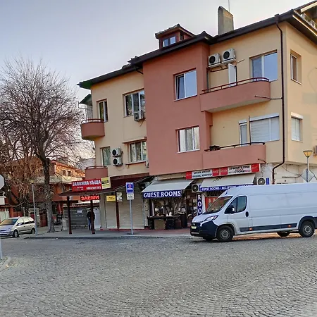 за гости източна порта *